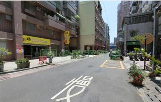 高雄華廈-10