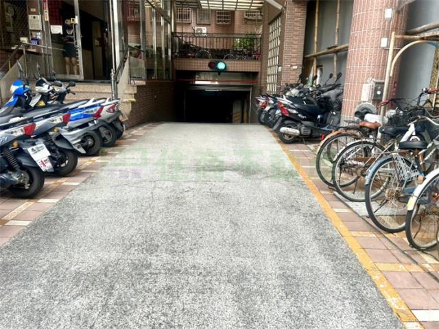 鳳山華廈-10