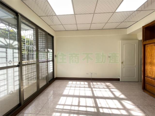 高雄三民區大樓-10