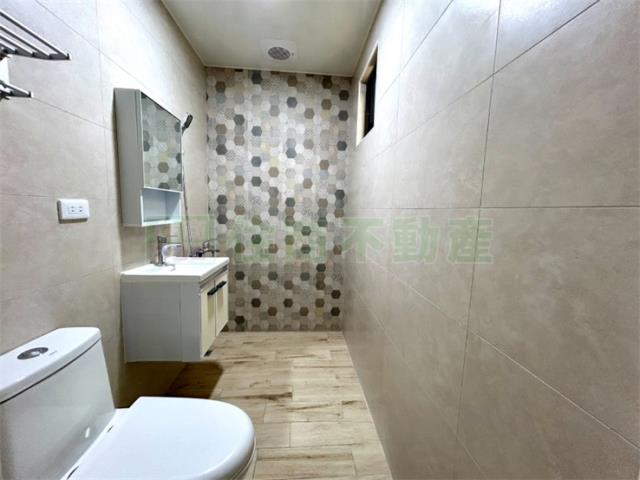 高雄鳳山透天-11