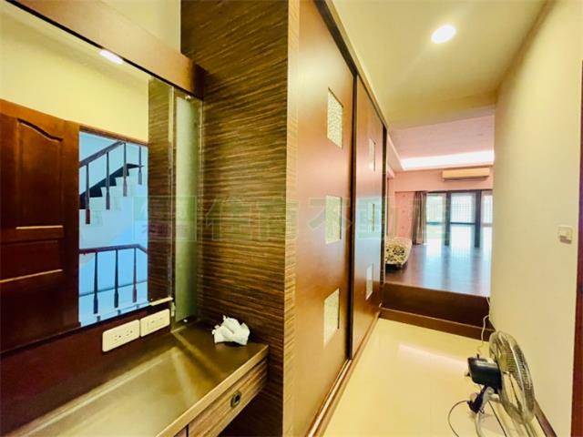 高雄鼓山透天-6