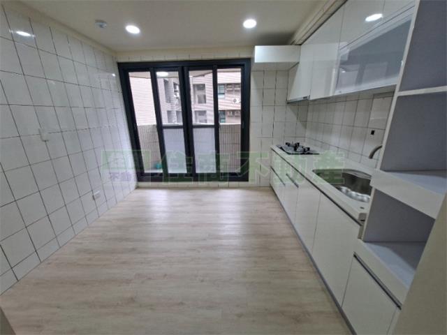 高雄三民區大樓-3