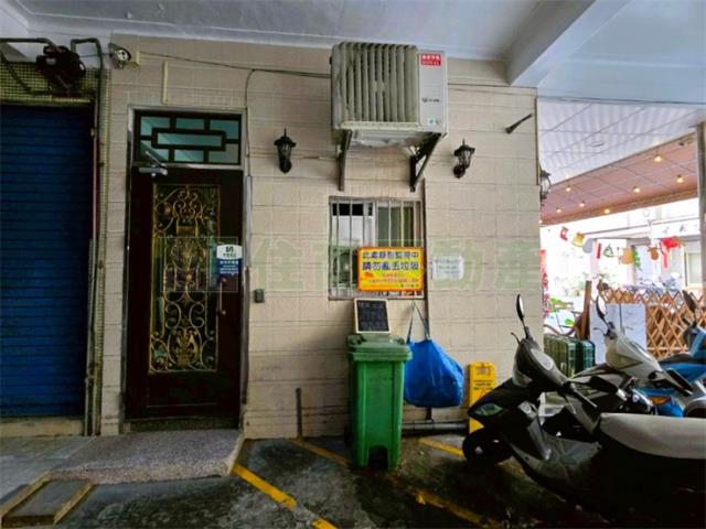 高雄苓雅透天-1