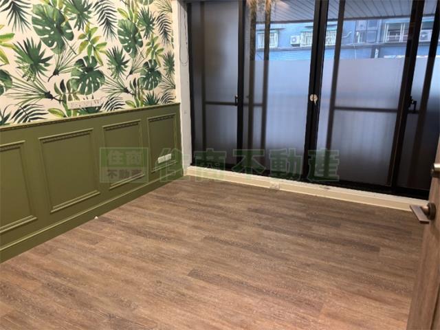 高雄新興區大樓-4