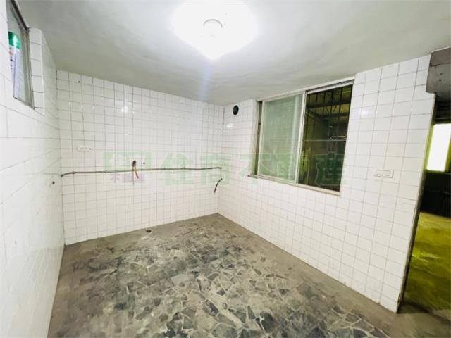 高雄楠梓透天-4