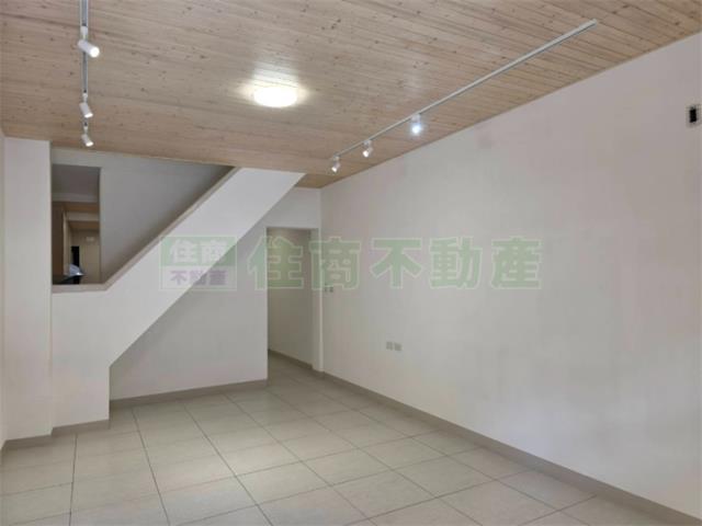 高雄苓雅透天-3