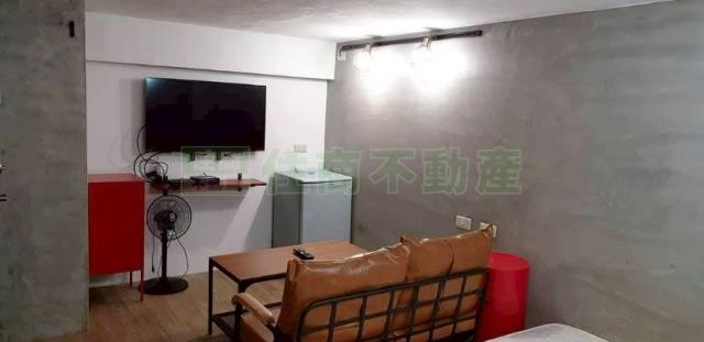 高雄苓雅透天-12