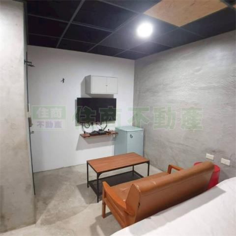 高雄苓雅透天-13