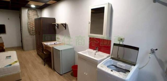 高雄苓雅透天-7