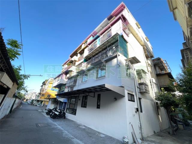 高雄鹽埕公寓-1