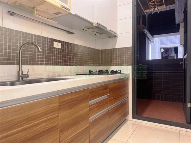 高雄三民區大樓-2